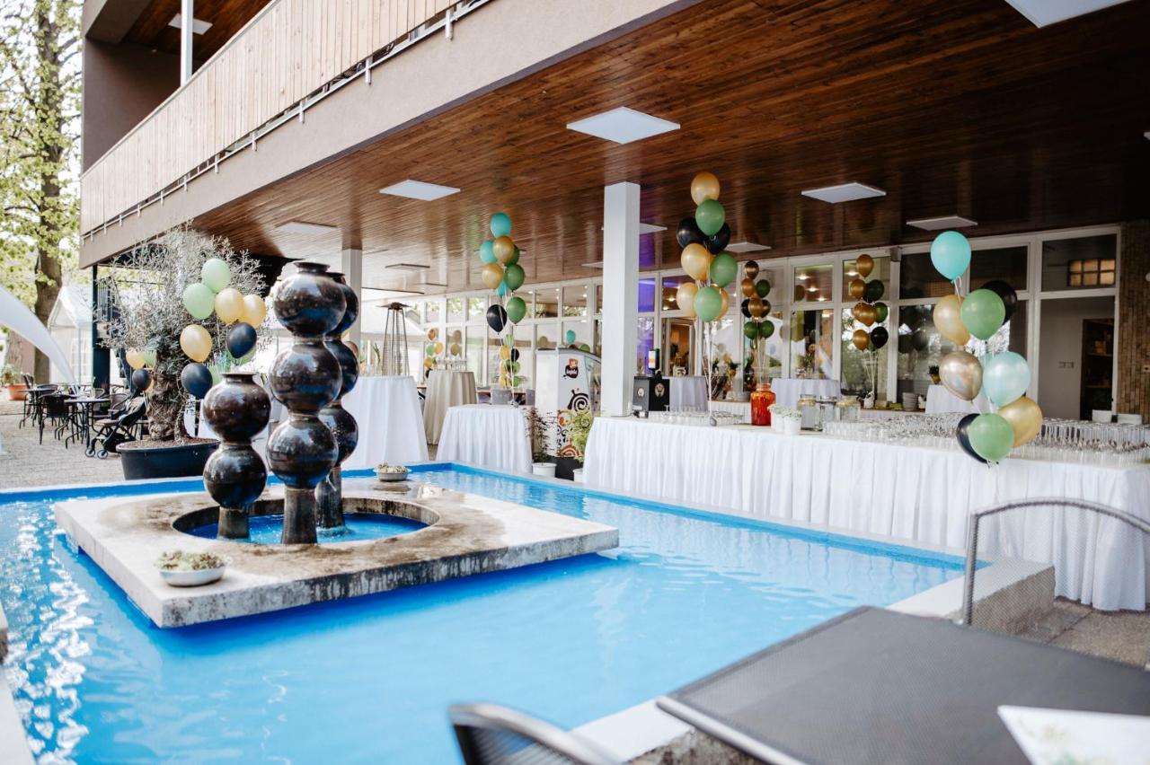 Hotel Fontana Μπρνο Εξωτερικό φωτογραφία