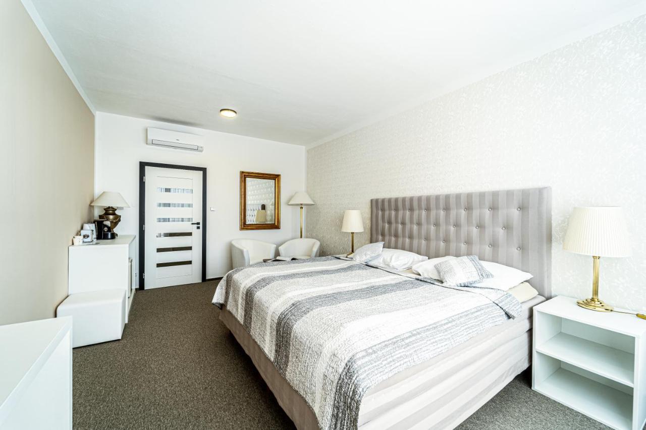 Hotel Fontana Μπρνο Εξωτερικό φωτογραφία